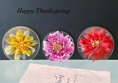  Queena Hsu - 樹脂花藝術杯墊作品及教學
resin flowers 
resin art