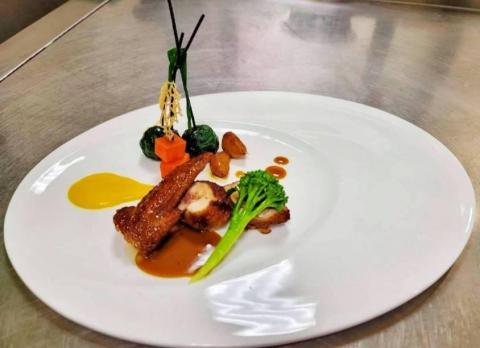 楊珽喻 - 2022龜甲萬比賽佳作

https://www1.ydu.edu.tw/zh_tw/announcement/news103/2022%E9%BE%9C%E7%94%B2%E8%90%AC%E7%9B%83%E5%9C%8B%E9%9A%9B%E6%96%99%E7%90%86%E5%A4%A7%E8%B3%BD-%E8%82%B2%E9%81%94%E7%A7%91%E5%A4%A7%E9%A4%90%E6%97%85%E7%B3%BB%E5%8B%87%E5%A5%AA%E4%BD%B3%E7%B8