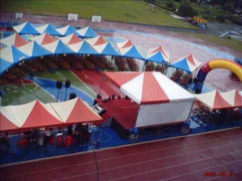 喜多創意行銷公司 - 搭設舞台、帳篷