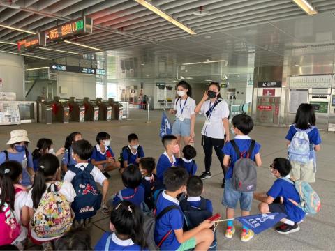 郭家瑀 - 弋果美語暑期工讀