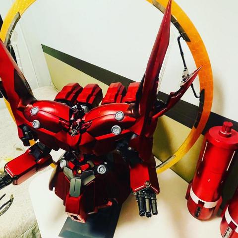 瘋小良模型代工 - 代工作品：新吉翁克（全身樣式