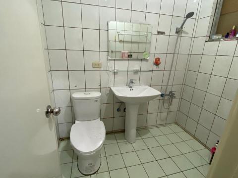 李先生 - 更換凱撒衛浴設備（馬桶組、臉盆組、鏡面、淋浴水龍頭