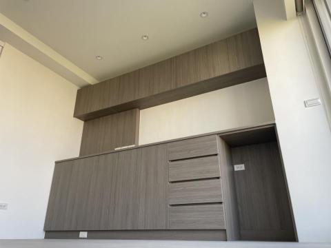 亦晁室內裝修工程有限公司 - 客製化收納櫃設計規劃施工