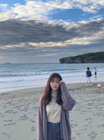 提供工作服高雄服務的專家羅妤安