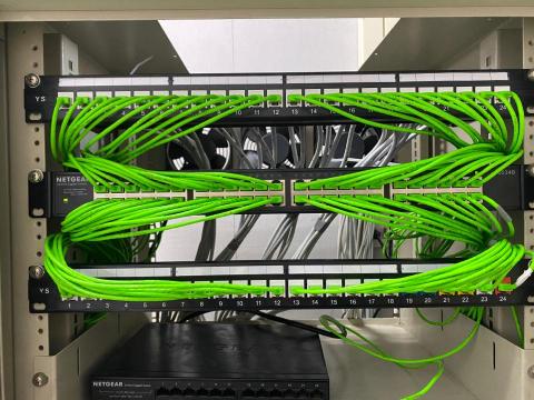 華陞電腦 - 機房佈線施工