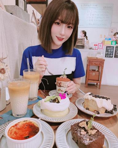 Yuanyuan媛媛兒（不會回應！） - 台南肥貓咖啡業配 -FB/IG：Yuanyuan媛媛兒