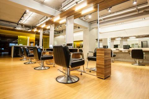 李屋諾 - 美髮沙龍店景照