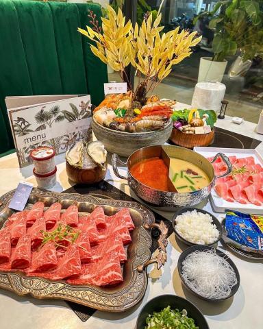 Yuanyuan媛媛兒（不會回應！） - 高雄花花世界鍋物業配 -FB/IG：Yuanyuan媛媛兒