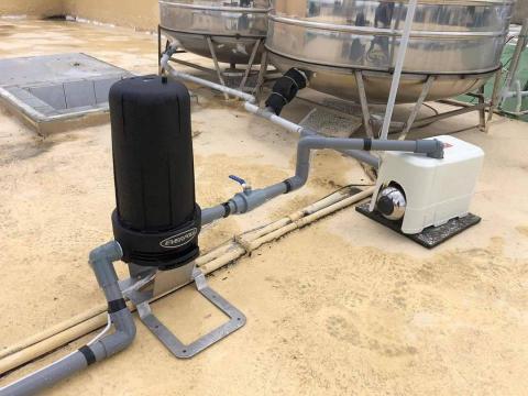 韻文淨水工程 - 全戶過濾安裝於透天頂樓水塔旁