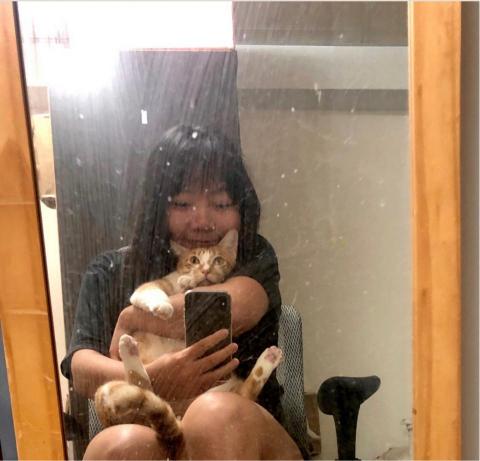 郁青寵物居家服務 - 