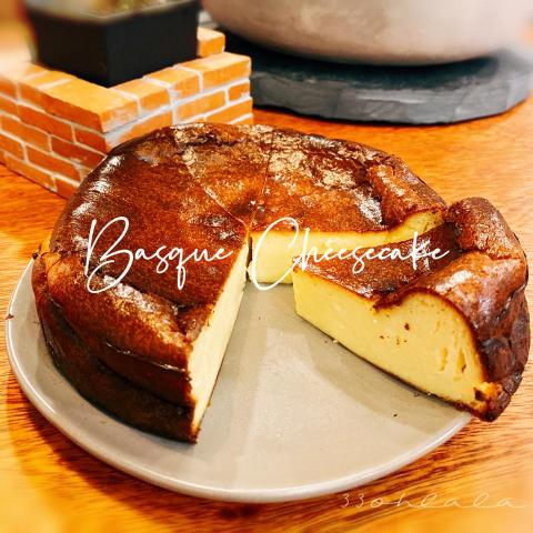 33 Kitchen - 巴斯克乳酪蛋糕 Basque Cheesecake
