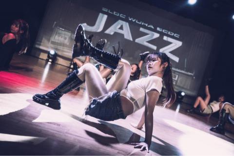 歐欣恩 - 現場舞蹈表演紀錄