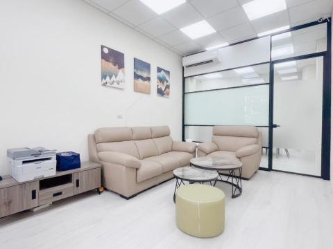 雍仲 地政士事務所 - 會客室 雍仲 地政士事務所 - 會客室