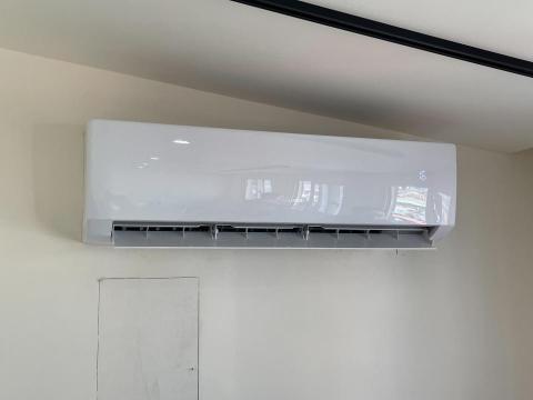 承昱事業有限公司 - 