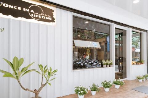 競繪室內設計有限公司 - 商空餐酒館