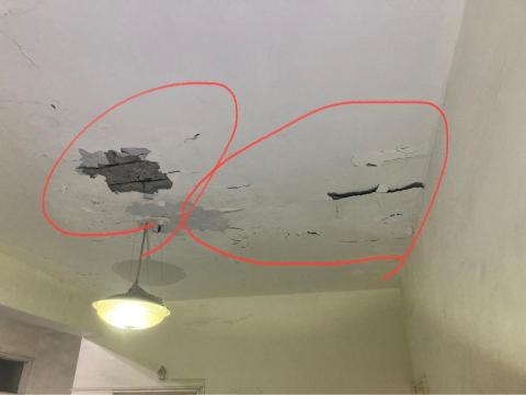 磊砢晶瑩工程 - 室內水泥因為漏水空鼓,鋼筋鏽蝕 磊砢晶瑩工程 - 室內水泥因為漏水空鼓,鋼筋鏽蝕