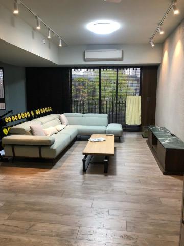 木可思藝室內裝修工程行 - 石塑卡扣地板