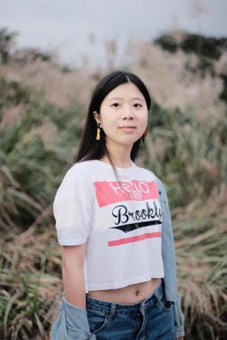 min min - 人物特寫/底片質感/動作指引