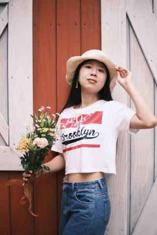 min min - 人物特寫/底片質感/花束設計