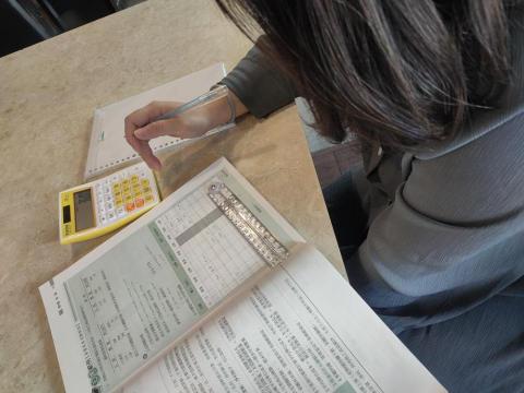 阿貴 - 面對面教學會計