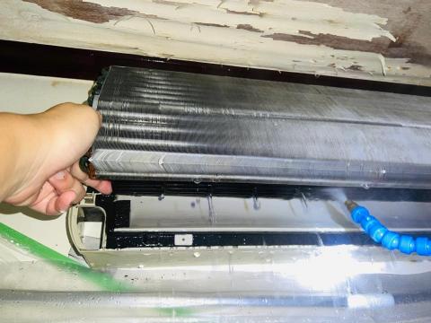 傑斯家電清潔 - 仔細的清洗每個角落