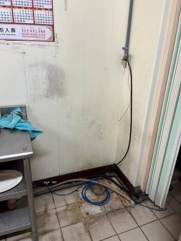 青山淨水 江重徳 -  冰溫熱飲水機安裝前照片！