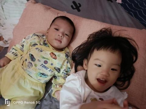 大師兄 - 現階段教課時，同時還要兼差當奶爸的我，會有兩個小屁孩也在旁邊當觀眾唷！