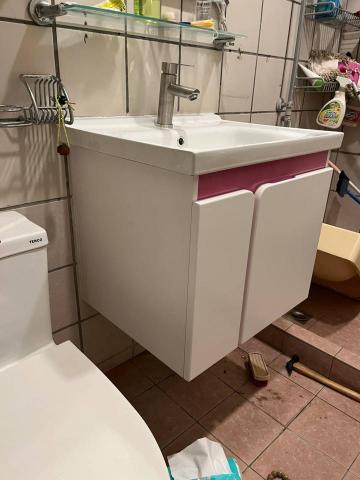 青山淨水 江重徳 - 新的浴室面盆與龍頭及排水配管！完工照。