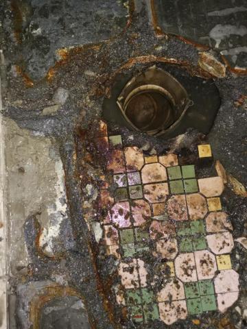 奇肌水電(喜管樂管路科技) - 老舊公寓糞管四周積漏水