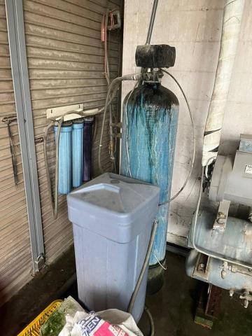 青山淨水 江重徳 - 樹酯過濾軟化水質過濾桶更換前照片！