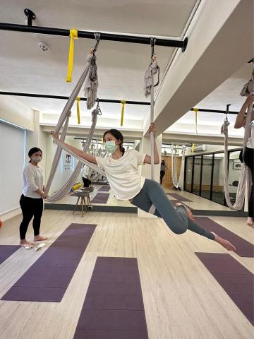 Beverly  -  Beverly  -