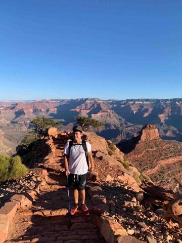 提供數學老師你來服務的專家林永欣