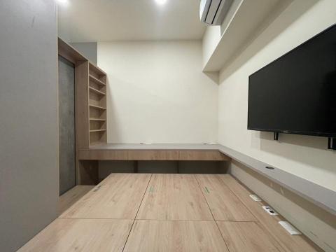 鼎格系統廚具有限公司 - 臥榻+書桌