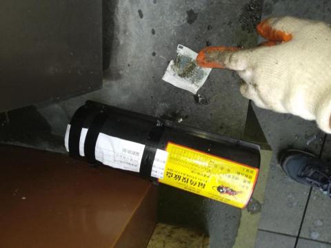 嘉澤滅鼠封堵防治工程 - 鼠餌站架設,鼠藥已咬破取食並更新 嘉澤滅鼠封堵防治工程 - 鼠餌站架設,鼠藥已咬破取食並更新