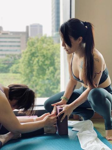 living with yoga - 倪嘉Abi - 誠品行旅住客教學