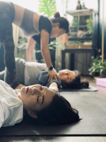 living with yoga - 倪嘉Abi - 一對二客制瑜珈教學