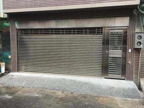 長弘鋼鋁企業社 - 一樓電動捲門&不銹鋼大門