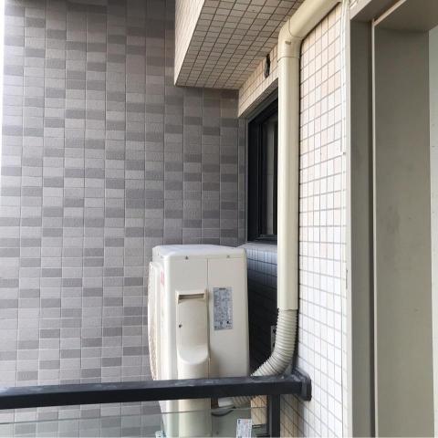 鴻鎰冷氣有限公司 - 