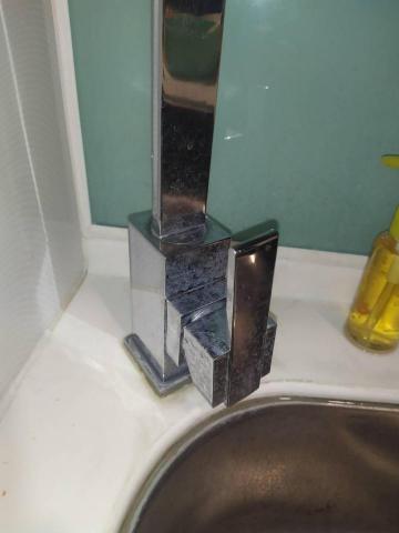 淨居家清潔 - 洗手台水龍頭【清潔前】