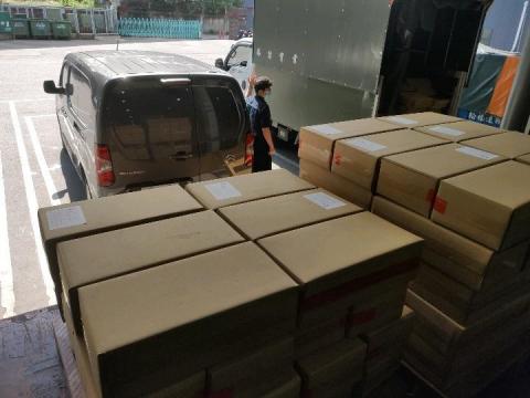 小貨車搬家 -  小貨車搬家 -