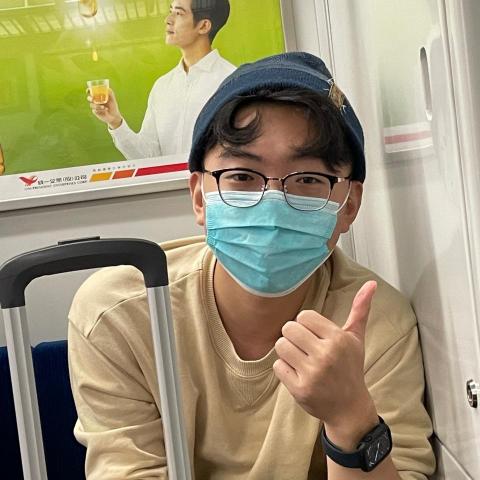 提供建漢服務的專家傅建僑