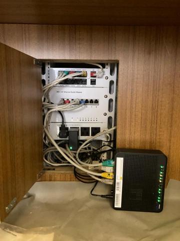 金容資訊系統整合 -  大樓戶內多媒體箱(整線後) 金容資訊系統整合 -  大樓戶內多媒體箱(整線後)