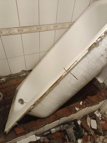 大台中浴缸拆除磁磚修復工程 - 浴缸拆除