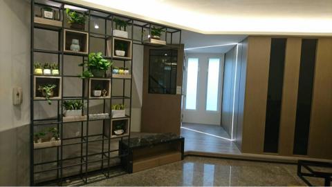 佐晟工程行 -  佐晟工程行 -