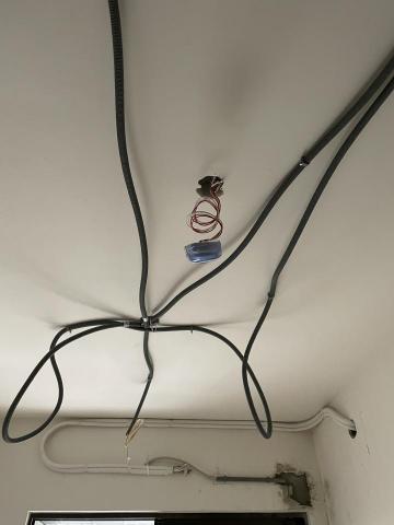 阿皓 - 燈迴配置