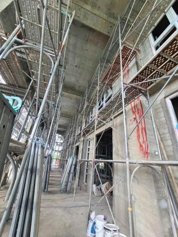 翔虎鷹架 - 門房