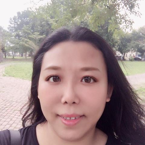 提供音譯服務的專家羅小姐