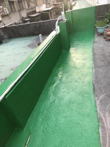 閎恩工程行 - 屋頂油性PU防水漆局部施作完成