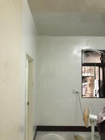 閎恩工程行 - 牆面壁癌敲除完後 水泥整平 油漆完成