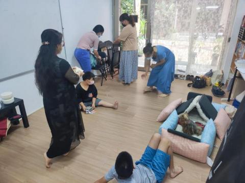 邱兗 - 教育課程